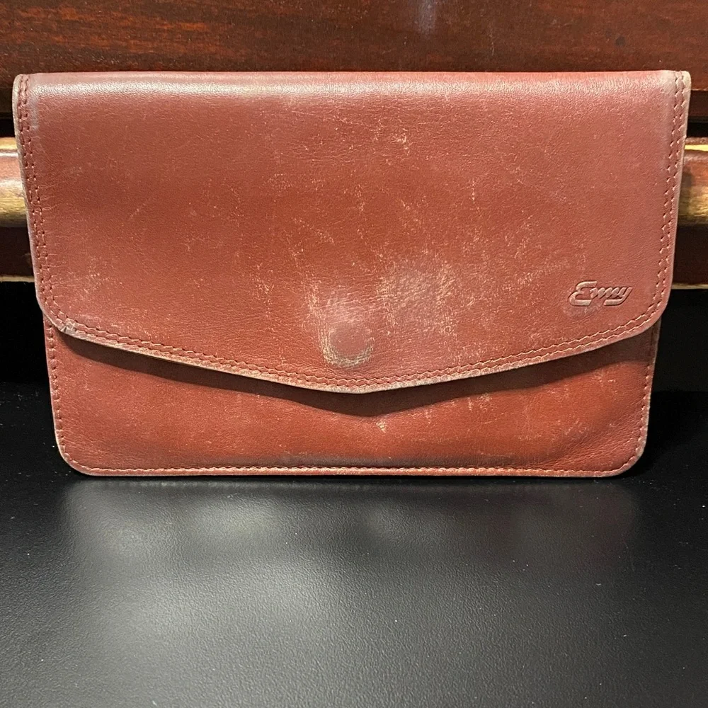 Enny Vintage burgundy wallet